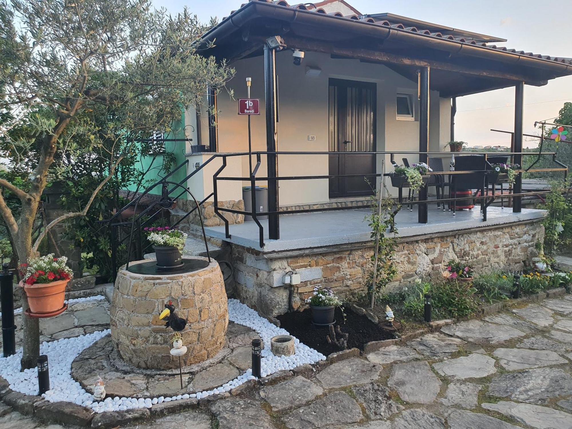 Apartma Vista Baredi Izola Bagian luar foto